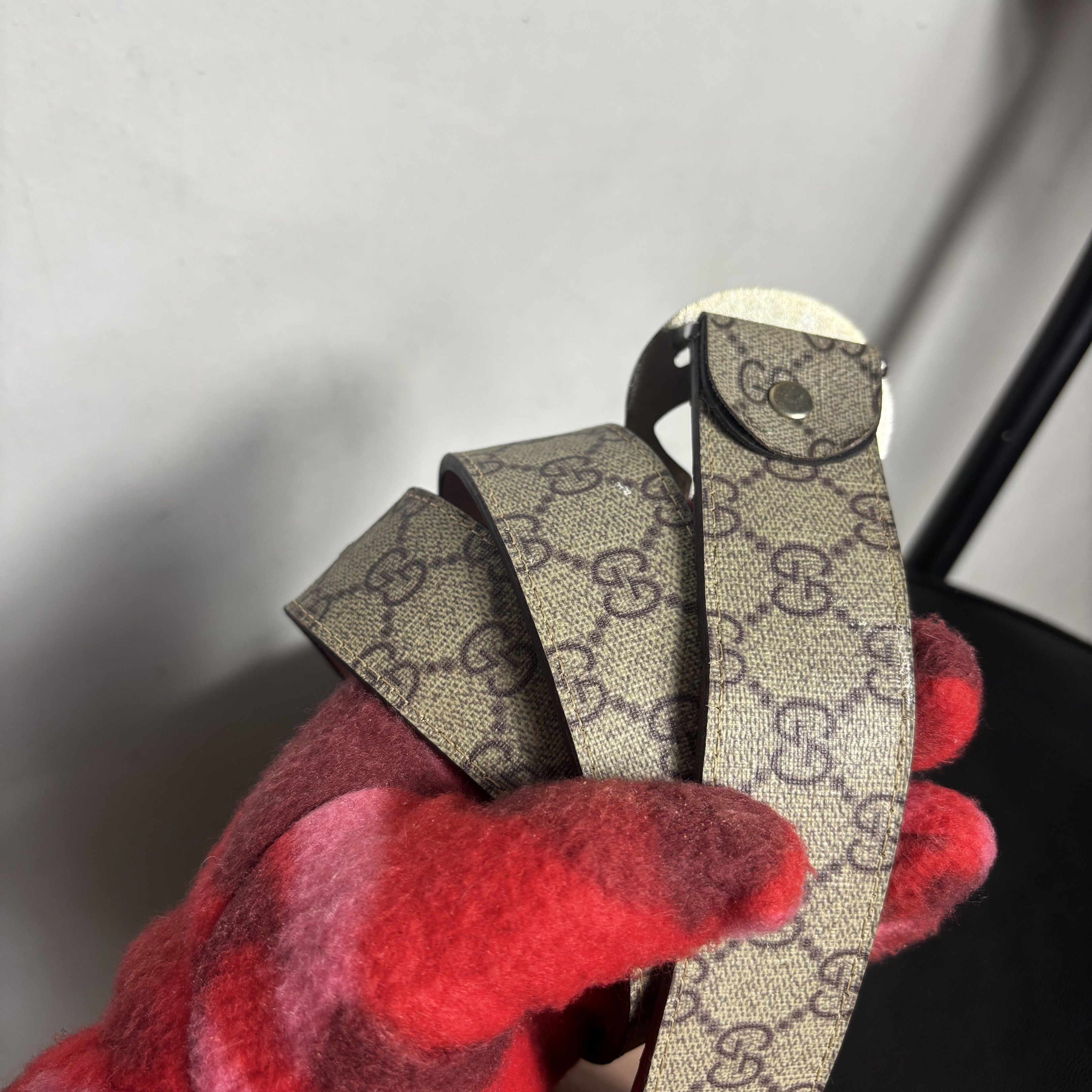 Gucci Buckle Belt Monogram Canvas (Category: Luxury Accessories) located in Caloocan City. Submitted by thrift.crcl (Listing ID 1420991467, Image 2). Description: Gucci Buckle Belt Monogram Canvas 8/10 Condition Sign Of Usage Size: 48/120 .