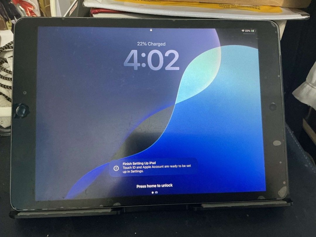 Ipad 9th Gen Space Gray (64 GB) (Category: iPad) located in Pagadian. Submitted by geureiseu93 (Listing ID 1421055432, Image 3). Description: Price negotiable Still in good working condition, no issues in battery and LCD, no history of repair or tamper Only adaptor included Issues: Minor scratches on the back Payment upfront via Maya or Bank Transfer, can accept 70% downpayment Free Delivery within Mindanao, if from farther location, 50% off.