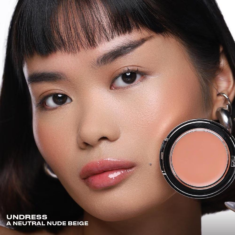 ISSY Crème Cheek Blush - Undress (Category: Makeup) located in Mandaluyong City. Submitted by gnocchiwoki (Listing ID 1421049306, Image 2). Description: 💌 Issy Creme Cheek Blush - Undress Mac True Harmony doop!! Swatched only RFS decluttering, not using anymore more Looks vvv good on morena skin Loc: Mandaluyong Courier: J&T / Gogo Xpress / Lalamove J&T shipping costs usually around 44 (metro manila) to 60-80 (outside mm) Feel free to ask questi
