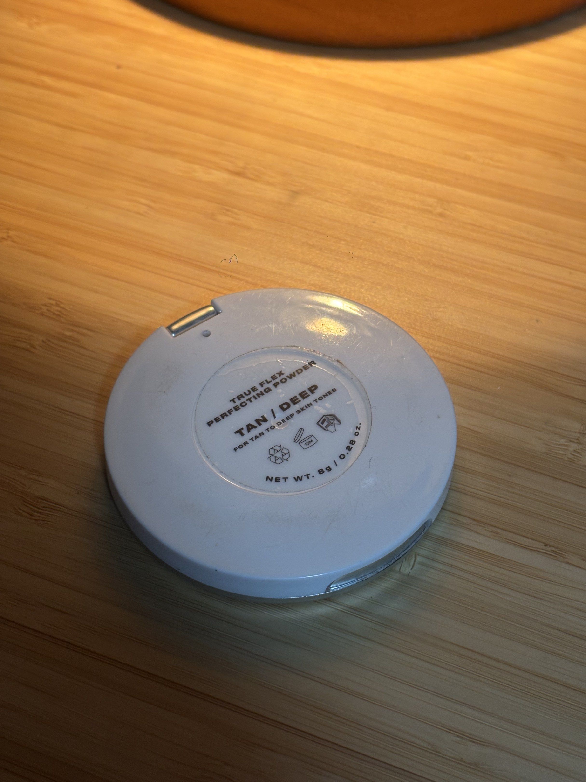 ISSY True Flex Perfecting Powder - Tan/Deep (Category: Makeup) located in Mandaluyong City. Submitted by gnocchiwoki (Listing ID 1421047513, Image 2). Description: 💌 Issy True Flex Perfecting Powder in Tan/Deep Used a couple of times, but no signs of significant dent RFS decluttering, not using anymore Loc: Mandaluyong Courier: J&T / Gogo Xpress / Lalamove J&T shipping costs usually around 44 (metro manila) to 60-80 (outside mm) Feel free to ask