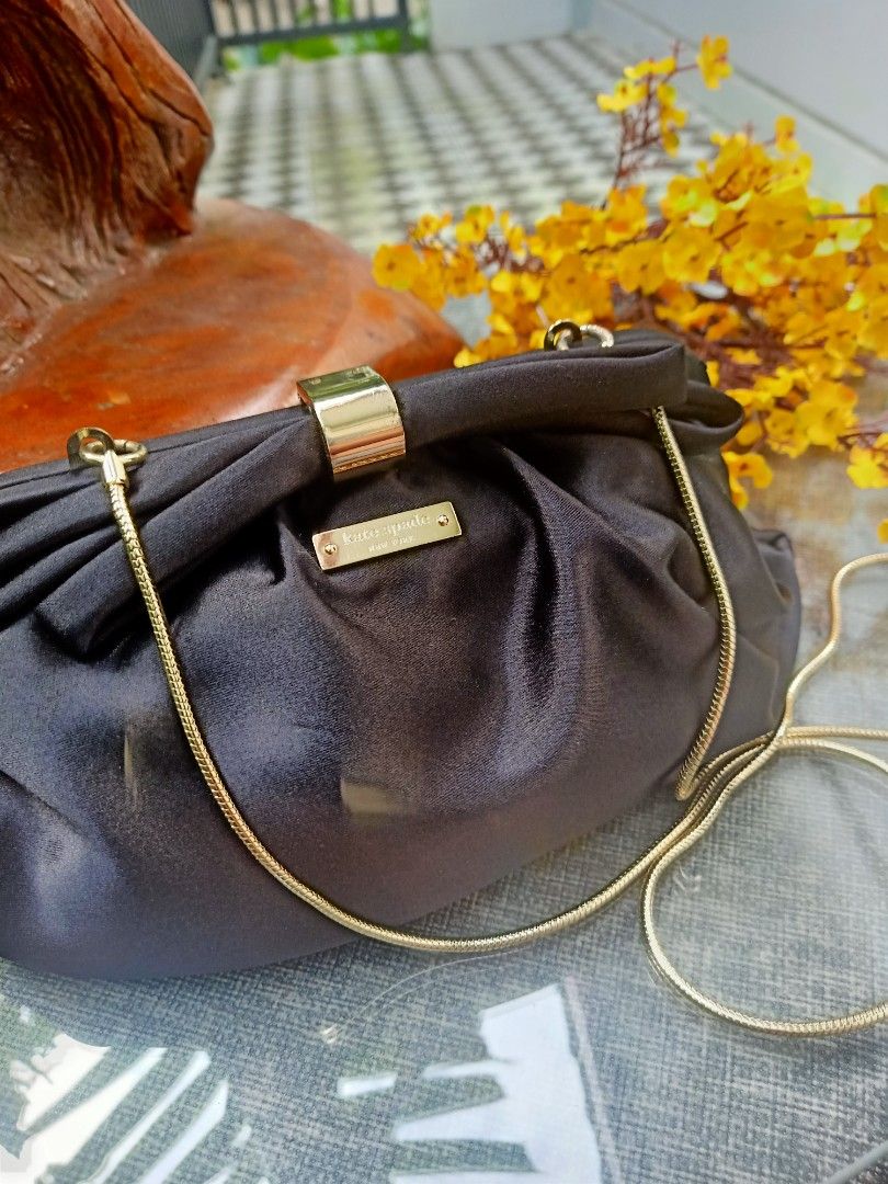 Kate spade (Category: Luxury Bags & Wallets) located in Manila. Submitted by julieramosoctober1 (Listing ID 1421016726, Image 2). Description: kate Spade Clutch/Sling excellent Condition.