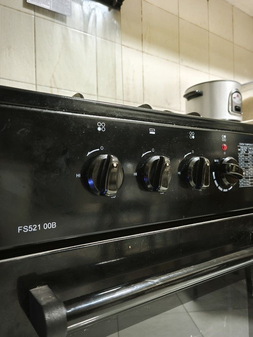 La Germania FS521 00B Cooking Range (Category: Cookers) located in Davao. Submitted by doy.doy (Listing ID 1421004241, Image 3). Description: Selling La Germania gas range Model FS 521 00B Glass top cover Manual gas range rarely used since we use the electric hot plate but now not functioning Oven rarely used also ISSUE: hot plate not heating Pick up: Dacudao, Davao City 0923-388-4805 P12,000 negotiable RFS: Di na gina gamit .