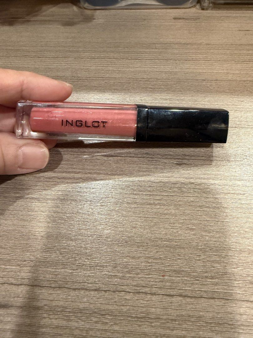 Lipstick sale 4 pcs (Category: Makeup) located in Quezon City. Submitted by chic_styleph (Listing ID 1421059116, Image 1). Description: 4 pcs lipstick Ysl armani inglot chanel.