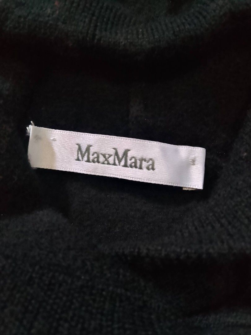 MaxMara Black Hoodie with Logo Wool knitted (Category: Luxury Apparel) located in Binan City. Submitted by incnt (Listing ID 1421092797, Image 3). Description: 700 Pesos only +sf (LP) Max Mara Wool Knitted Hoodie Large on tag Fits Small Excellent Condition No issues "All brand names, logos, and images are registered trademarks of their respective owners. No affiliation or copyright infringement intended.".