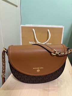（分類：）位於 。 由 bchk2021 提交（商品編號 1421076286，圖片 1）。簡介： 。
