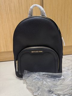 MICHAEL KORS - Medium RHEA Backpack In \