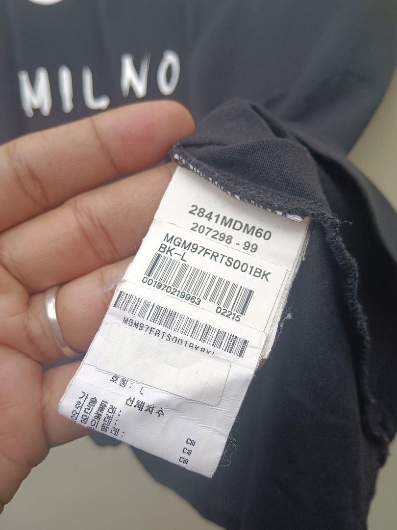 MSGM Milano Black T-shirt - Size L (Category: Shirts) located in Tarlac. Submitted by khrizson16 (Listing ID 1420945850, Image 3). Description: - MSGM Milano T-shirt - Black color - White logo on front - Size L - Made in Italy - Crew neck - Short sleeves - Model number: 2841MDM60.
