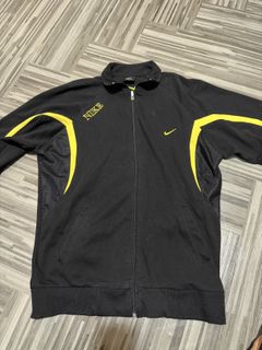 (Category: ) located in . Submitted by branded_preloved14 (Listing ID 1420988350, Image 1). Description: .