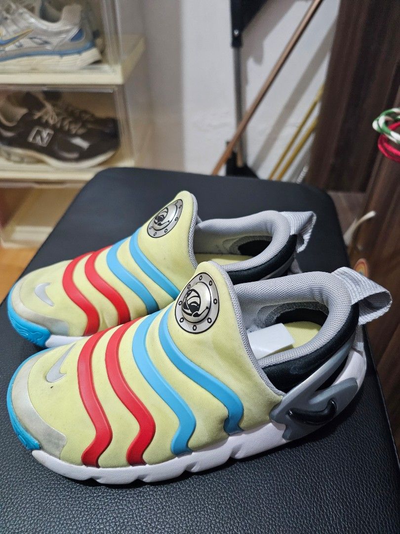 Nike Dynamo Go 13c (Category: Babies & Kids Fashion) located in Bacoor. Submitted by johnzee (Listing ID 1421073450, Image 1). Description: Selling nike dynamo go size 13c May minimal dirt lang wala na time . Price:400.