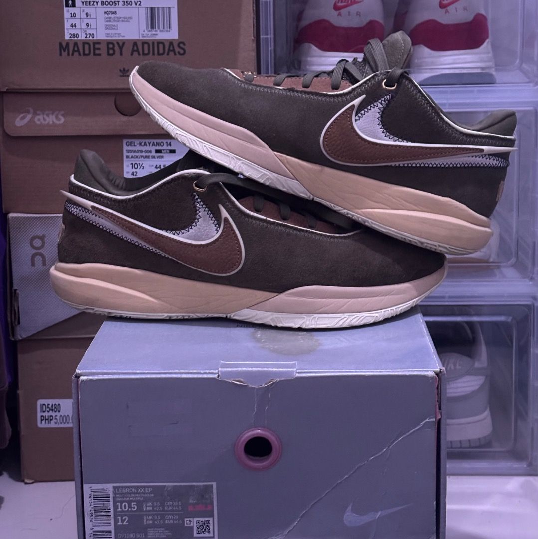 Nike LeBron 20 EP - Olive (2022) (Category: Sneakers) located in Bulacan. Submitted by zdref_ (Listing ID 1420985371, Image 1). Description: Nike LeBron 20 EP - Olive Green (2022) Size 10.5 | USED OG ALL ₱4,500 OPEN FOR TRADE, DM YOUR OFFER 10-10.5 ONLY Lalamove || LBC || J&T || JRS.