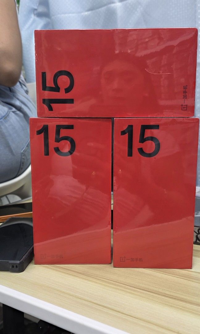 One Plus 15 16gb 512gb Global Variant (Category: OnePlus) located in Manila. Submitted by lenweltong05295 (Listing ID 1420997697, Image 1). Description: One Plus 15 16gb 512gb Global Variant Brandnew Sealed with Warranty Onhand Stock.