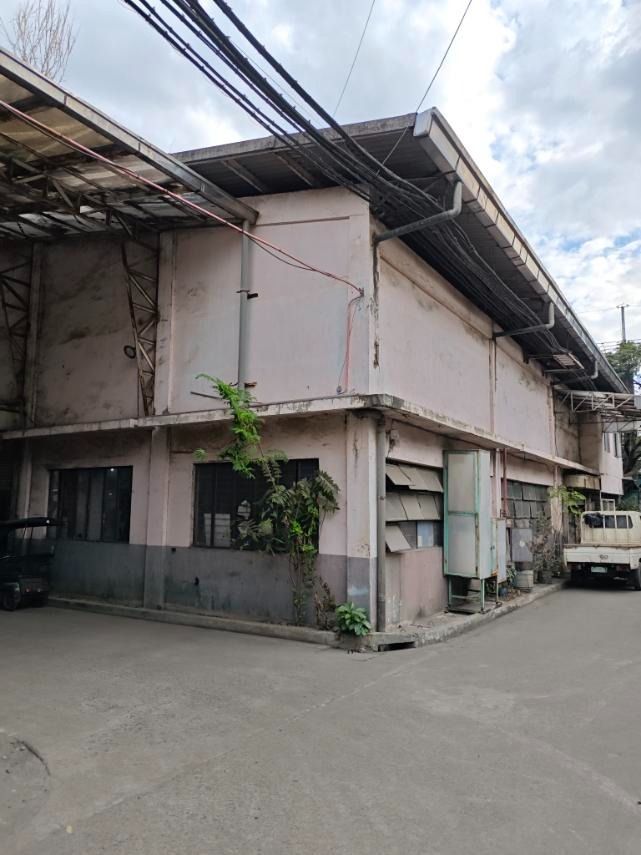 PASIG WAREHOUSE FOR LEASE (Category: Commercial) located in Quezon City. Submitted by zobelle88properties (Listing ID 1421011988, Image 3). Description: PASIG WAREHOUSE FOR LEASE Floor Area 722 sqm Land Area 500 sqm price 450/sqm + vat BELLE CALINA +639175282836 014496.