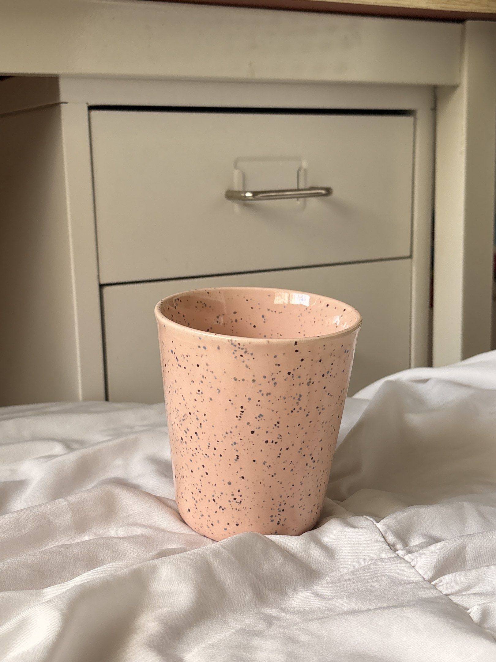 Pink Speckled Ceramic Mug (perfect for matcha!) (Category: Coffee & Tea Tableware) located in Taguig. Submitted by sophialaurz (Listing ID 1421019385, Image 1). Description: One of my favorites from my collection! Perfect for hot or cold drinks 🍵.