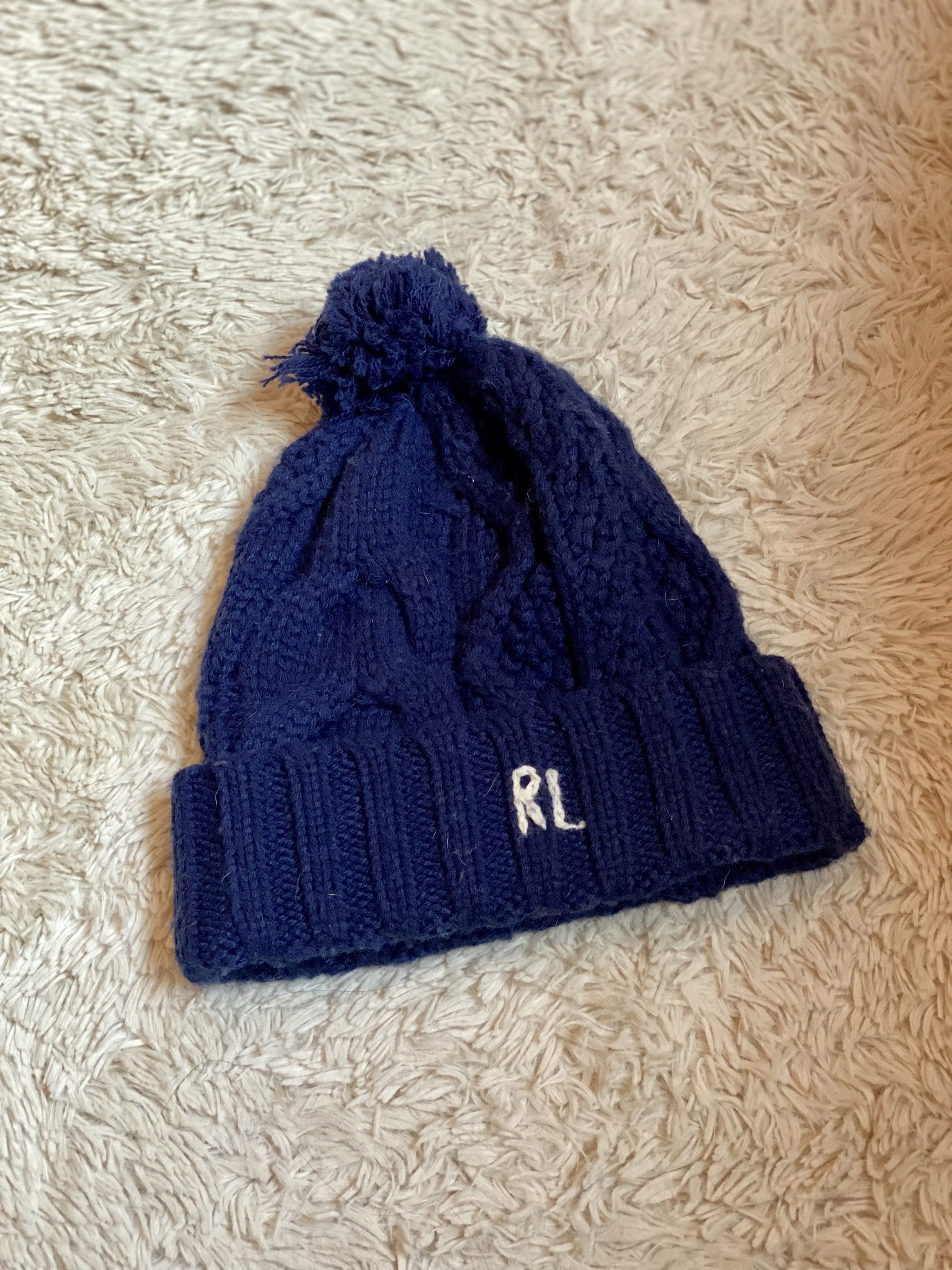 Polo Ralph Lauren Cable Knit Beanie (Category: Hats & Beanies) located in Cabuyao City. Submitted by getvintage (Listing ID 1420942225, Image 1). Description: One size from Japan Unisex.