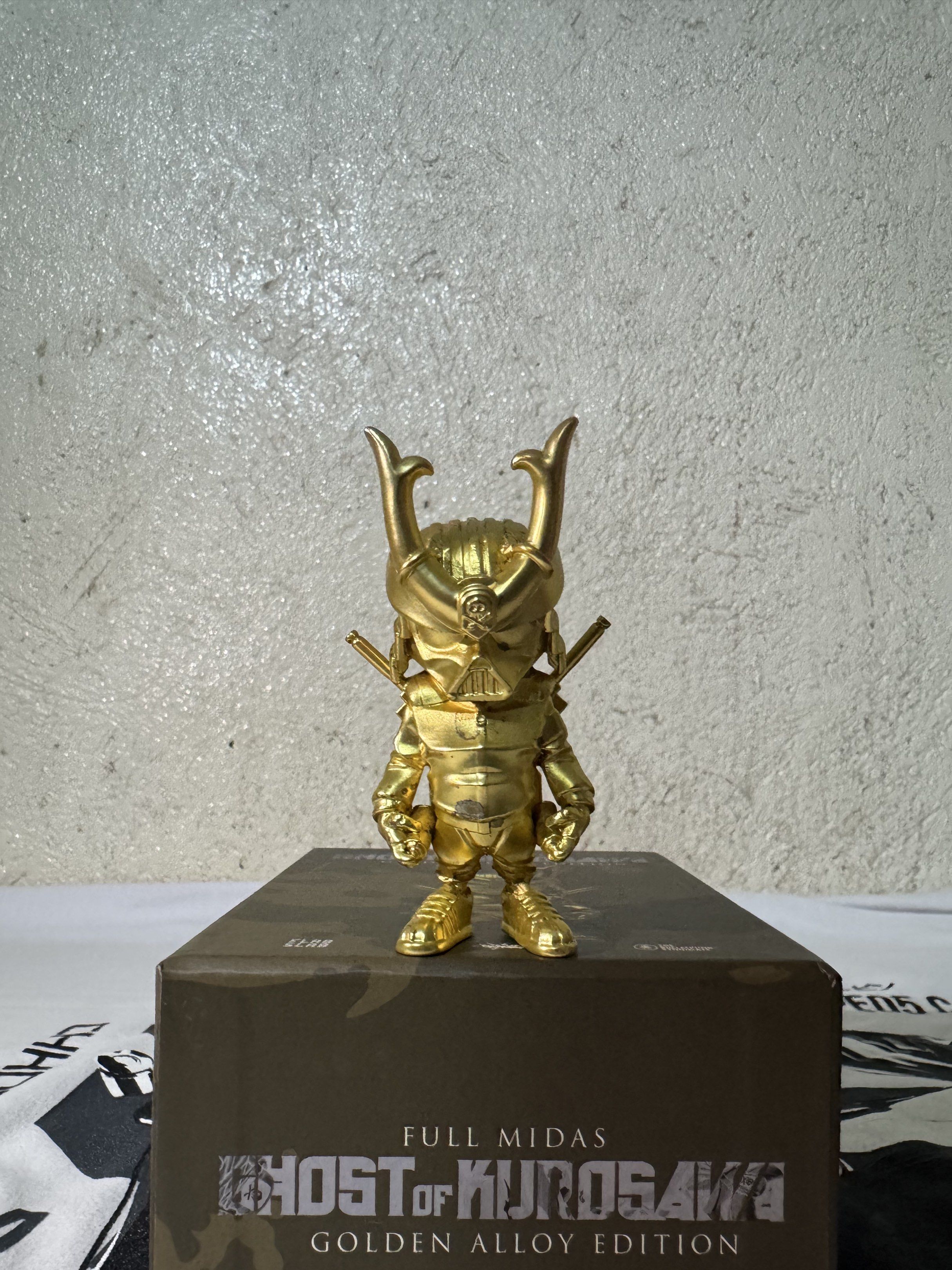 Quiccs - Metal GOK 3inch (Gold) (Category: Designer & Blind Box Toys) located in Manila. Submitted by euphoric.things (Listing ID 1421023882, Image 1). Description: .