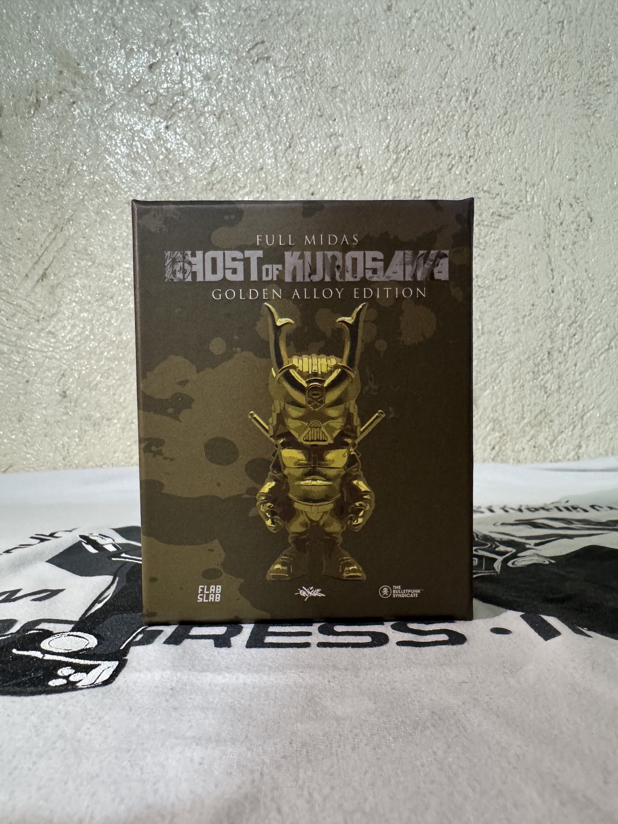 Quiccs - Metal GOK 3inch (Gold) (Category: Designer & Blind Box Toys) located in Manila. Submitted by euphoric.things (Listing ID 1421023882, Image 3). Description: .
