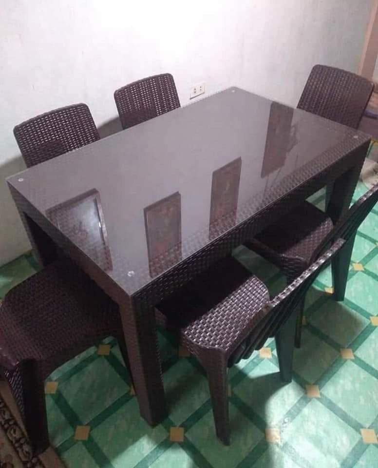 Rattan dining sets (Category: Tables & Sets) located in Quezon City. Submitted by joycemanahan (Listing ID 1420948427, Image 3). Description: Rattan dining sets Availble 2,4,6 seaters With glass top whitout glass availble Avail color black brown Location quezon city Cash on delivery🥰 09197697979.
