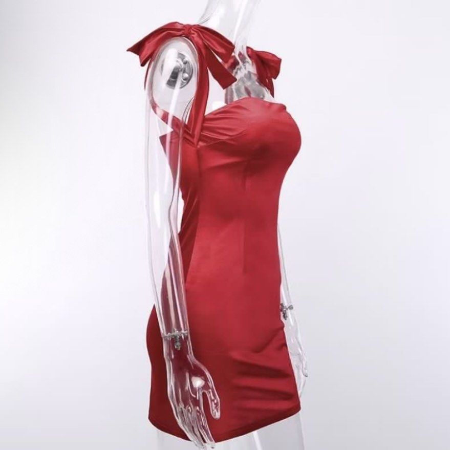 Red Satin Silk Dress with Bow Straps (Category: Dresses) located in Bulacan. Submitted by erinbtrc (Listing ID 1421040840, Image 3). Description: 10/10 Condition Size Small Used once only Can be Styled in Different Ways No flaws/Issues Can do Same Day Delivery (Lalamove) along Metro Manila or J&T Delivery.