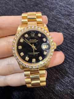 (Category: ) located in . Submitted by beautycollection8 (Listing ID 1421038589, Image 1). Description: .
