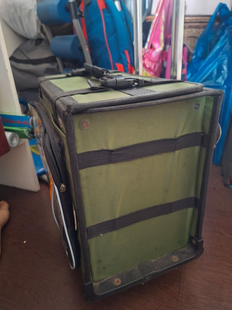 Rolling Backpack with Car Design (Category: Backpacks) located in Taguig. Submitted by mamizes (Listing ID 1421014418, Image 1). Description: barbie -300 spiderman 800 green car -1500.