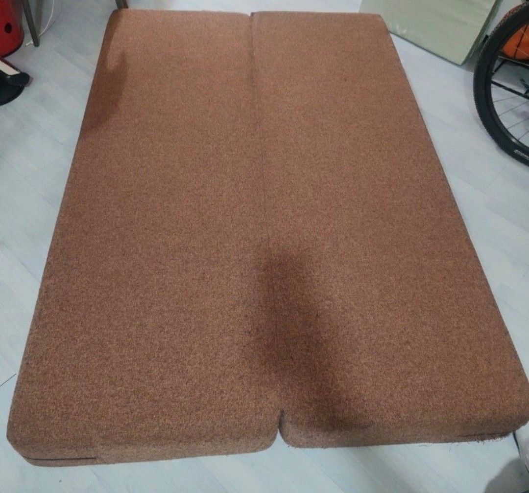 Seahorse Foldable Sofa Bed - Brown