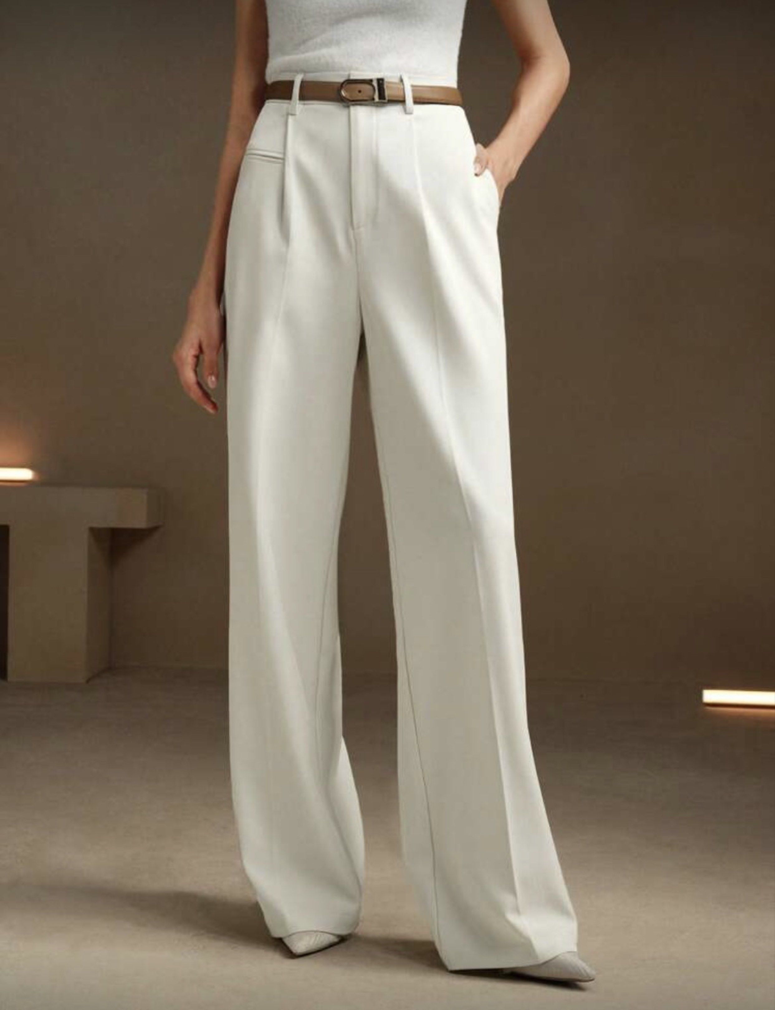 Shein Apricot trouser (Category: Other Bottoms) located in Bulacan. Submitted by lezzdeclutter (Listing ID 1421023935, Image 1). Description: Size Large Washed but not yet used Measurements are already posted Super nice and thick fabric ✨ Orig price is ₱1,200 📍Malolos, Bulacan.