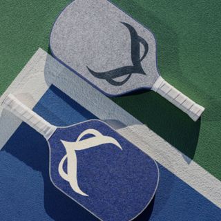 (Category: ) located in . Submitted by racket_sports_enthusiast (Listing ID 1420727420, Image 1). Description: .