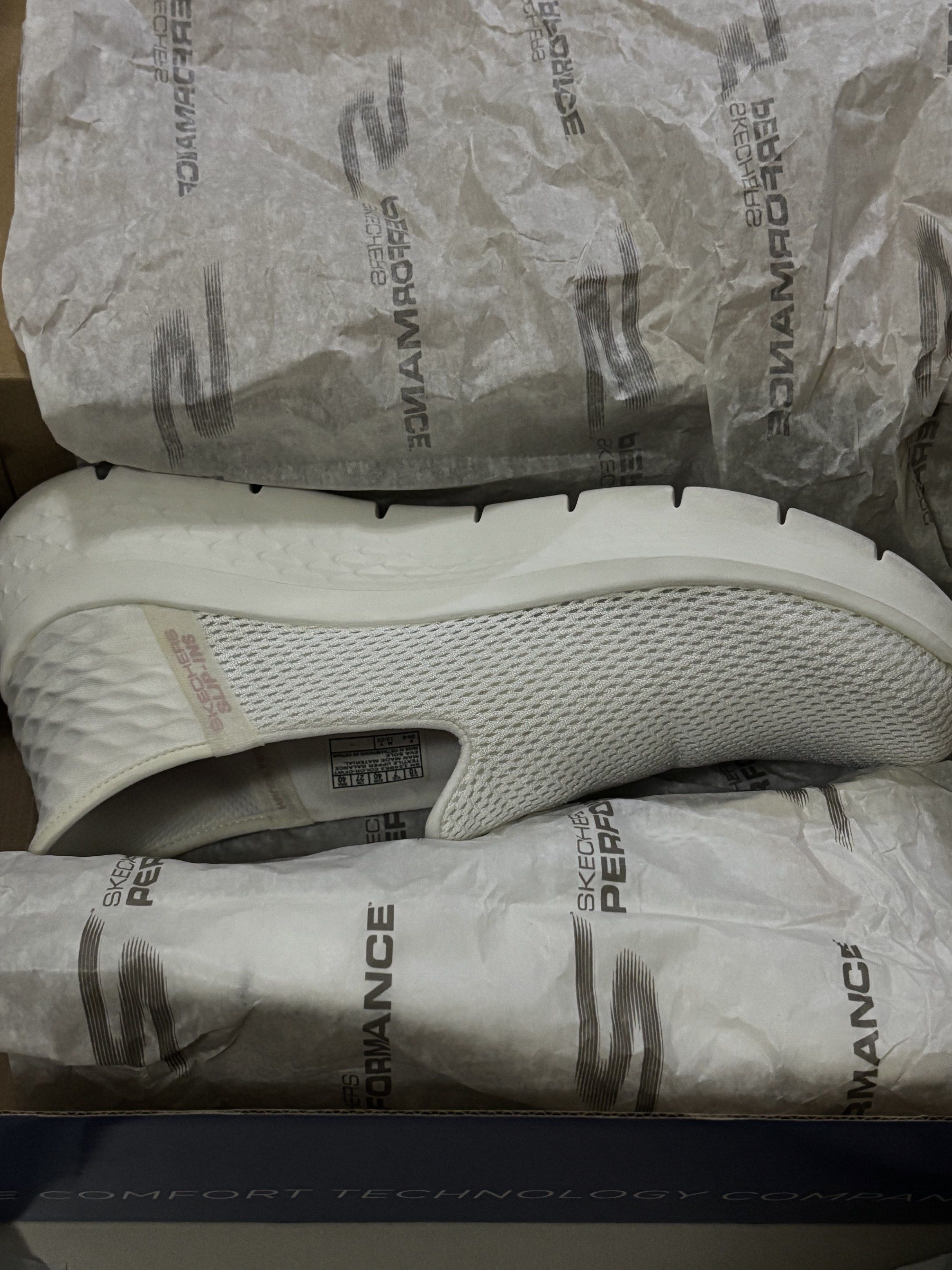 Skechers GO WALK Flex - Relish (Category: Sneakers) located in Santa Rosa. Submitted by aburipoke (Listing ID 1421053026, Image 1). Description: off white color bought 2024 used as duty shoes needs cleaning only minimal signs of usage.
