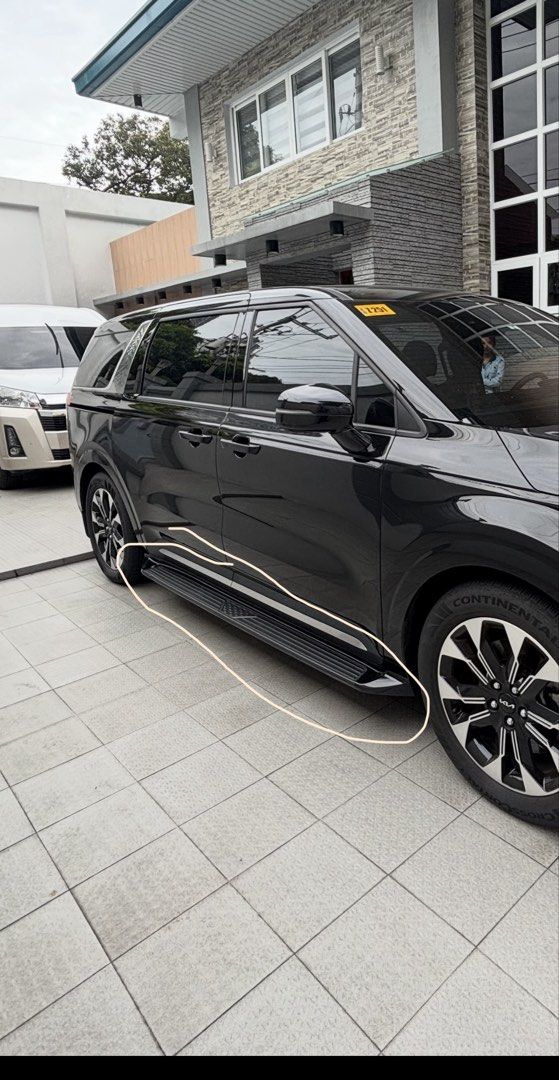 Step Board for Kia Carnival 2022-2026 model (Category: Body Parts and Accessories) located in Mandaluyong City. Submitted by ceeejay.chua (Listing ID 1421065496, Image 1). Description: Kia Carnival Step board 2022-2026 25k bnew price Selling for 8k only.