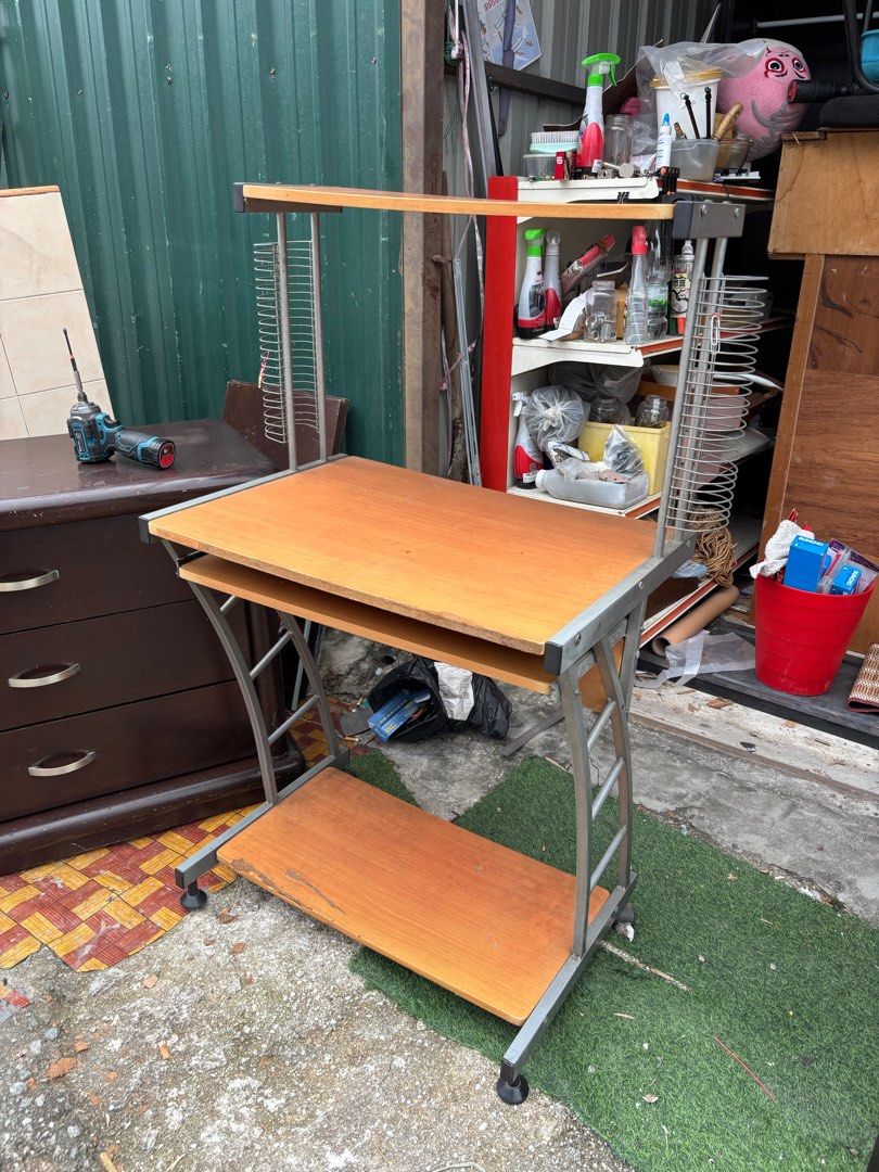 Study table (Category: Tables & Sets) located in Kuala Lumpur. Submitted by john_2628 (Listing ID 1421072425, Image 2). Description: HOW TO PURCHASE: Step 1️⃣ SCREEN-SHOT this page & then WASP📨 the item’s picture to 0️⃣1️⃣0️⃣ 8️⃣1️⃣8️⃣ 2️⃣6️⃣4️⃣8️⃣- to check the availability. Step 2️⃣ Get an appointment & location to come to inspect or pick-up the item. Google map / Waze🚩 U.F.M. Used furniture Malaysia [Online Shop] *No 92a, Lot 110059, Puchong