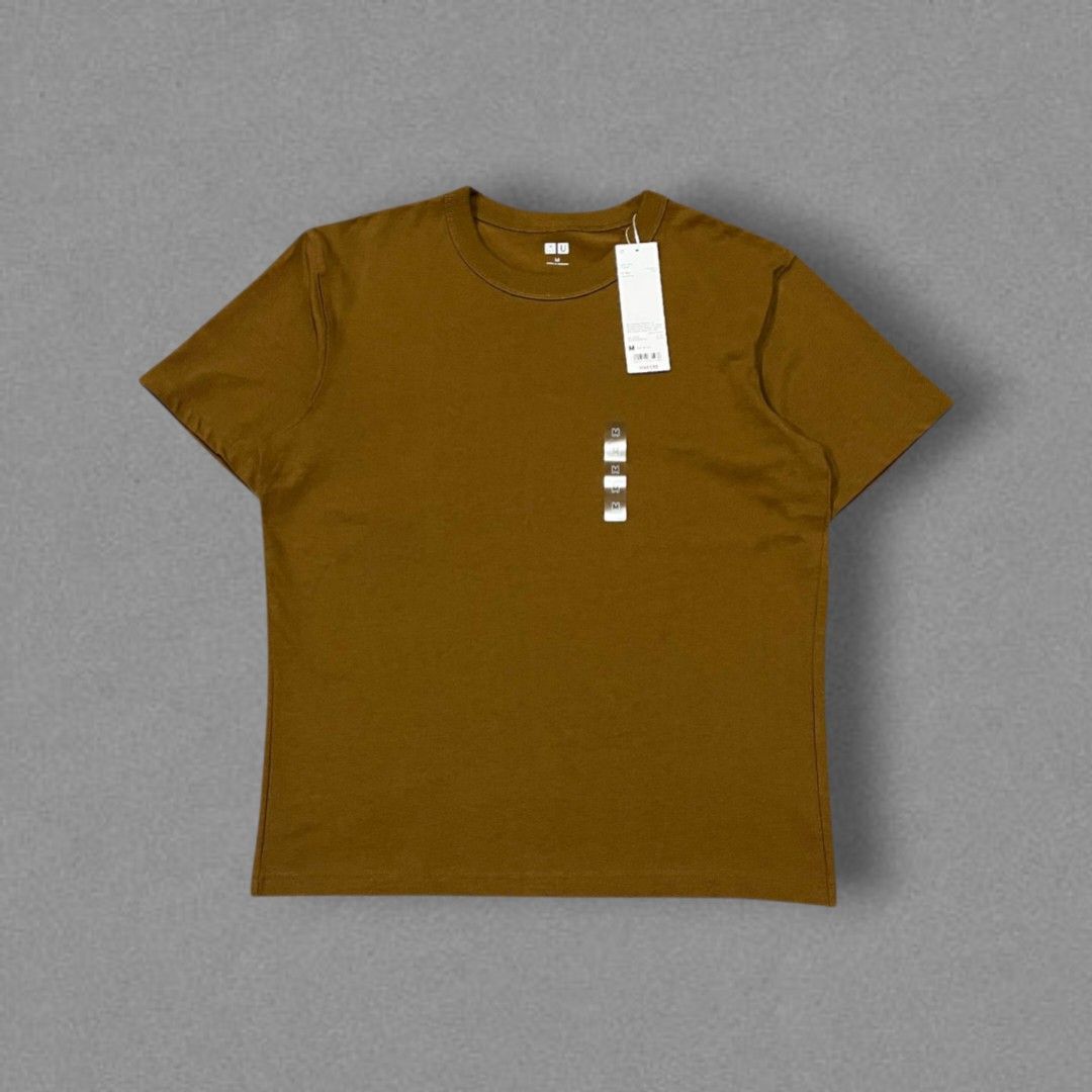 [MEDIUM] Uniqlo Crew Neck Shirt (Category: Tshirts & Polo Shirts ) located in Iligan City. Submitted by preems (Listing ID 1415369814, Image 1). Description: Size: Medium Actual Dimes: L-27 W-21 Brand New, never been worn. Iligan City, Lanao del Norte Location Shipping via J&T Express [250] plus shipping fee OBO ( or best offer).