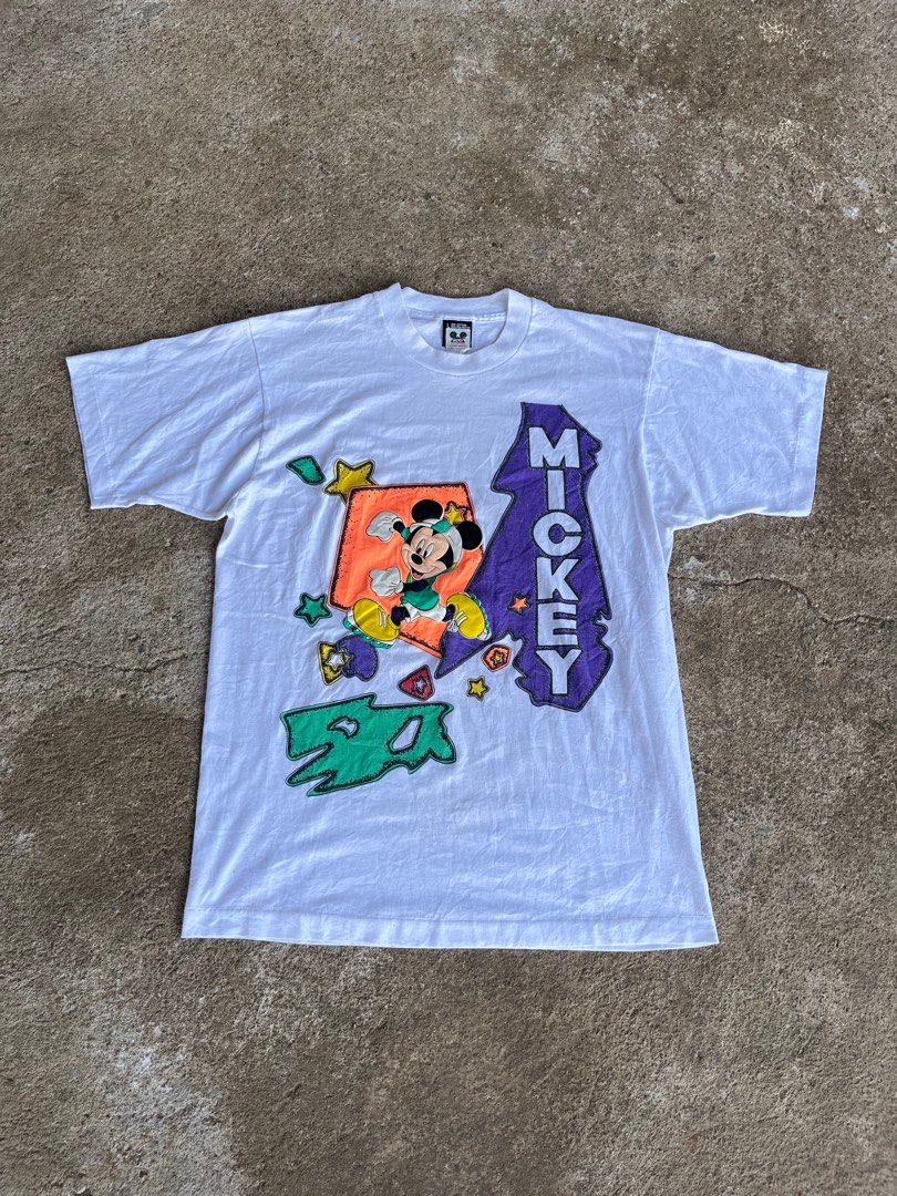 Vintage Mickey Mouse Shirt (Category: Tshirts & Polo Shirts ) located in Cavite. Submitted by delrosario48754 (Listing ID 1420973936, Image 1). Description: Vintage Mickey Mouse Shirt (single stitch all the way) Size: L (W: 20 x L: 28.5) Good Condition Need wash only.