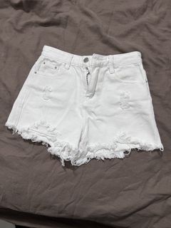 (Category: ) located in . Submitted by jinghernnn (Listing ID 1420952002, Image 1). Description: .