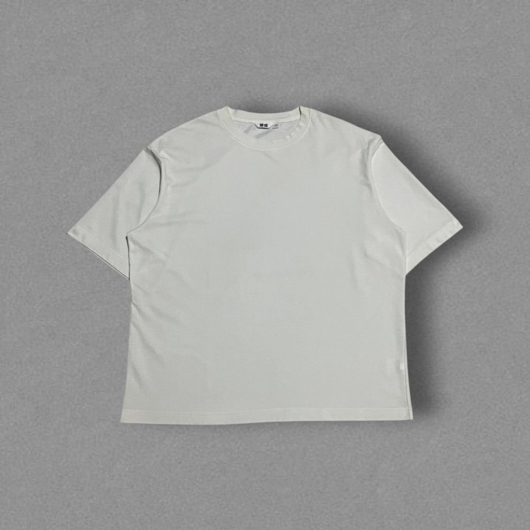 [X LARGE] Uniqlo Airism Tee (Category: Tshirts & Polo Shirts ) located in Iligan City. Submitted by preems (Listing ID 1420452689, Image 1). Description: Size: X Large Actual Dimes: L-28 W-24 Minimal washable stain ! Iligan City, Lanao del Norte Location Shipping via J&T Express [200] plus shipping fee OBO ( or best offer).