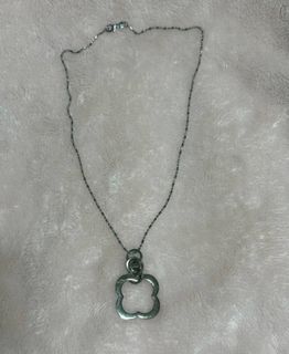 (Category: ) located in . Submitted by clearmyprelovedpls (Listing ID 1420962049, Image 1). Description: .