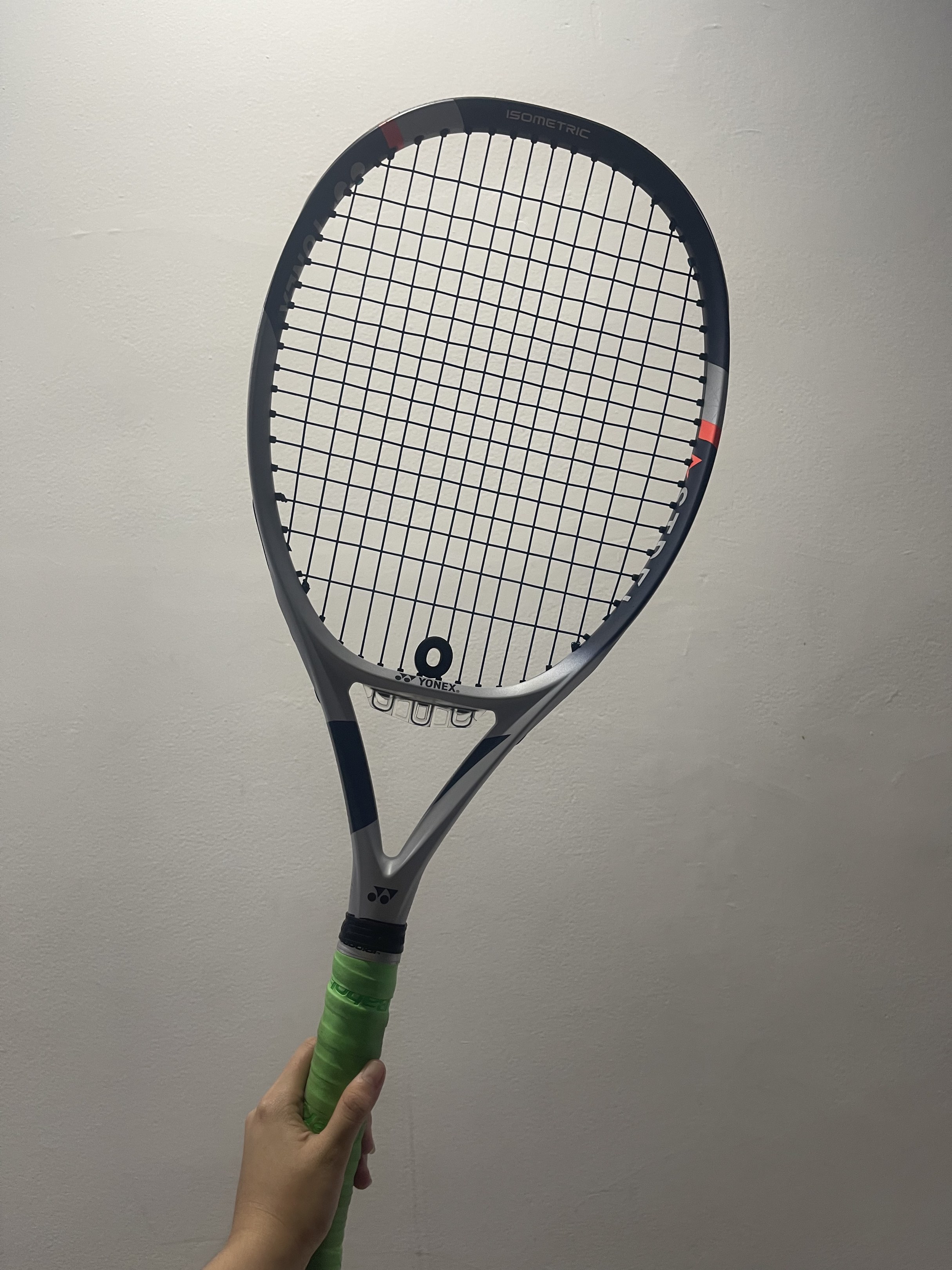 Yonex tennis racket made in japan, Olah Raga, Baju Olahraga di Carousell
