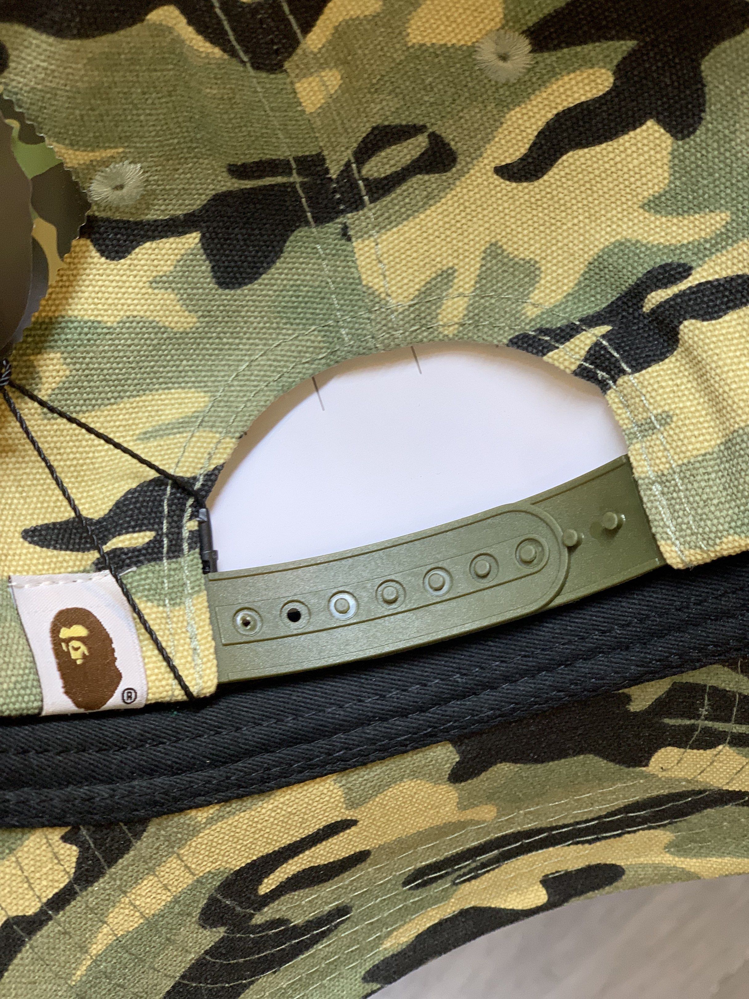 A BATHING APE (BAPE) CAP (Category: Strollers) located in Manila. Submitted by scarlett_hope (Listing ID 1421243134, Image 2). Description: 1 SIZE FITS ALL CONDITION: BNEW MOP: GCASH COURIER: J&T OR LALAMOVE.