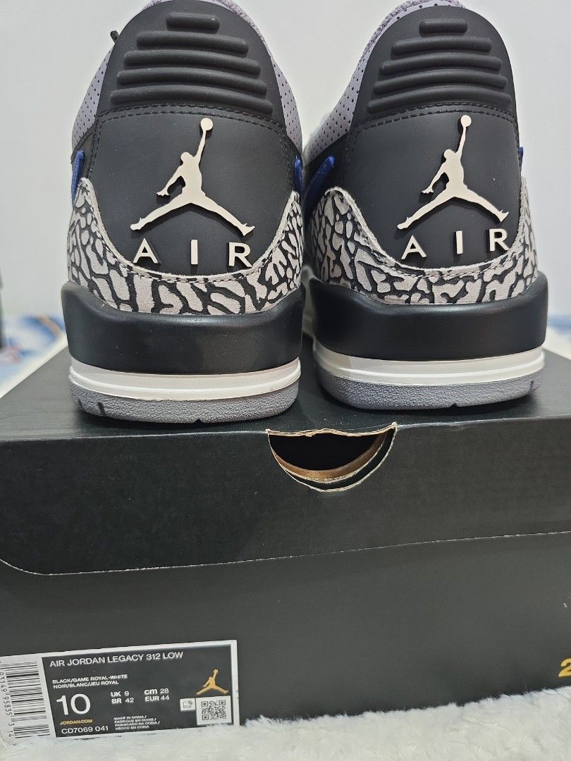 Air Jordan Legacy 312 Low (Category: Sneakers) located in Quezon City. Submitted by simonpeterang (Listing ID 1421121587, Image 2). Description: Air Jordan Legacy 312 Low Blue/White size: 10US brand new with box Price: 4500 Php PM for details.