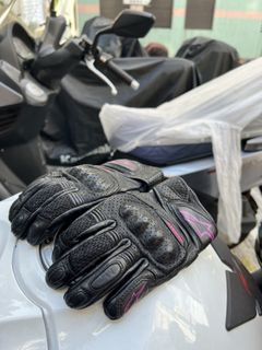 （分類：）位於 。 由 zitataco 提交（商品編號 1421220729，圖片 1）。簡介： 。