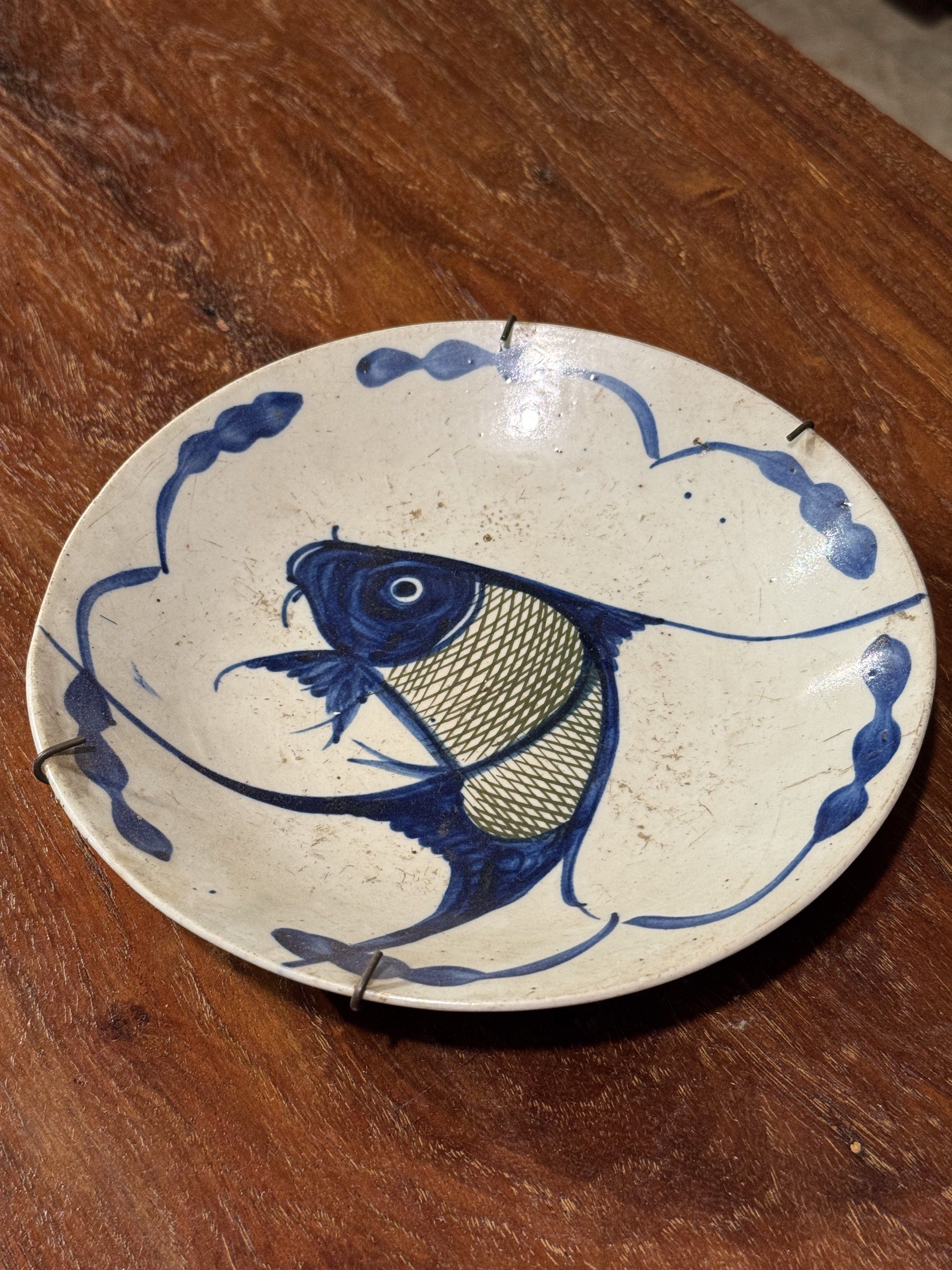 Antique Ming Dynasty Plates (Category: Dinnerware & Cutlery) located in Manila. Submitted by sinaunang_gamit (Listing ID 1421184735, Image 2). Description: Antique Ming Dynasty Plates Diameter: 7-9 inches Actual pic posted ₱9k each.