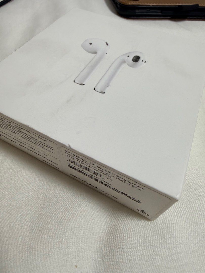 Apple AirPods 2