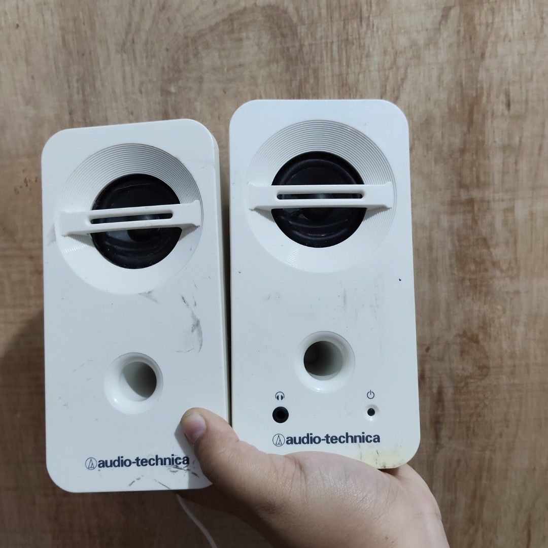 Audio-Technica AT-SP93 Active Speakers (Category: Soundbars, Speakers & Amplifiers) located in Catbalogan. Submitted by jpnsrpls (Listing ID 1421142235, Image 1). Description: - Audio-Technica AT-SP93 active speakers - Includes Audio Technica power adapter - Features: - On/off switch - Volume control - Headphone jack - Power indicator light.