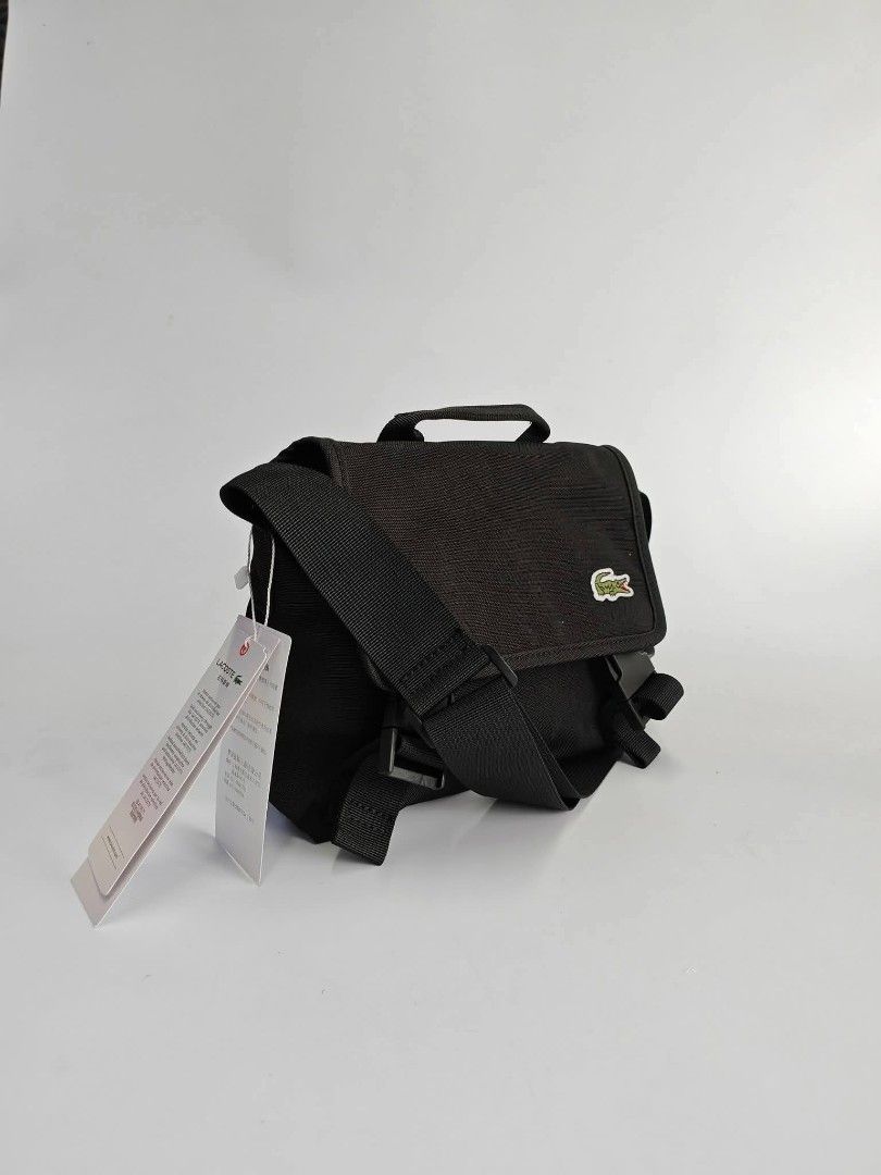 Authentic Lacoste Neocroc Sling Bag (Category: Camera Bags & Carriers) located in Quezon City. Submitted by hollowwillow (Listing ID 1421136694, Image 3). Description: authentic Lacoste neocroc made in polyester ⚠️ STRICTLY PAYMENT FIRST AND WE DO THE BOOKING ⚠️ NO MEET UP, NO PICK UP ⚠️ If in doubt, please buy somewhere else For same day delivery via lalamove For courier, we use Gogo xpress or J&T 📍QC.