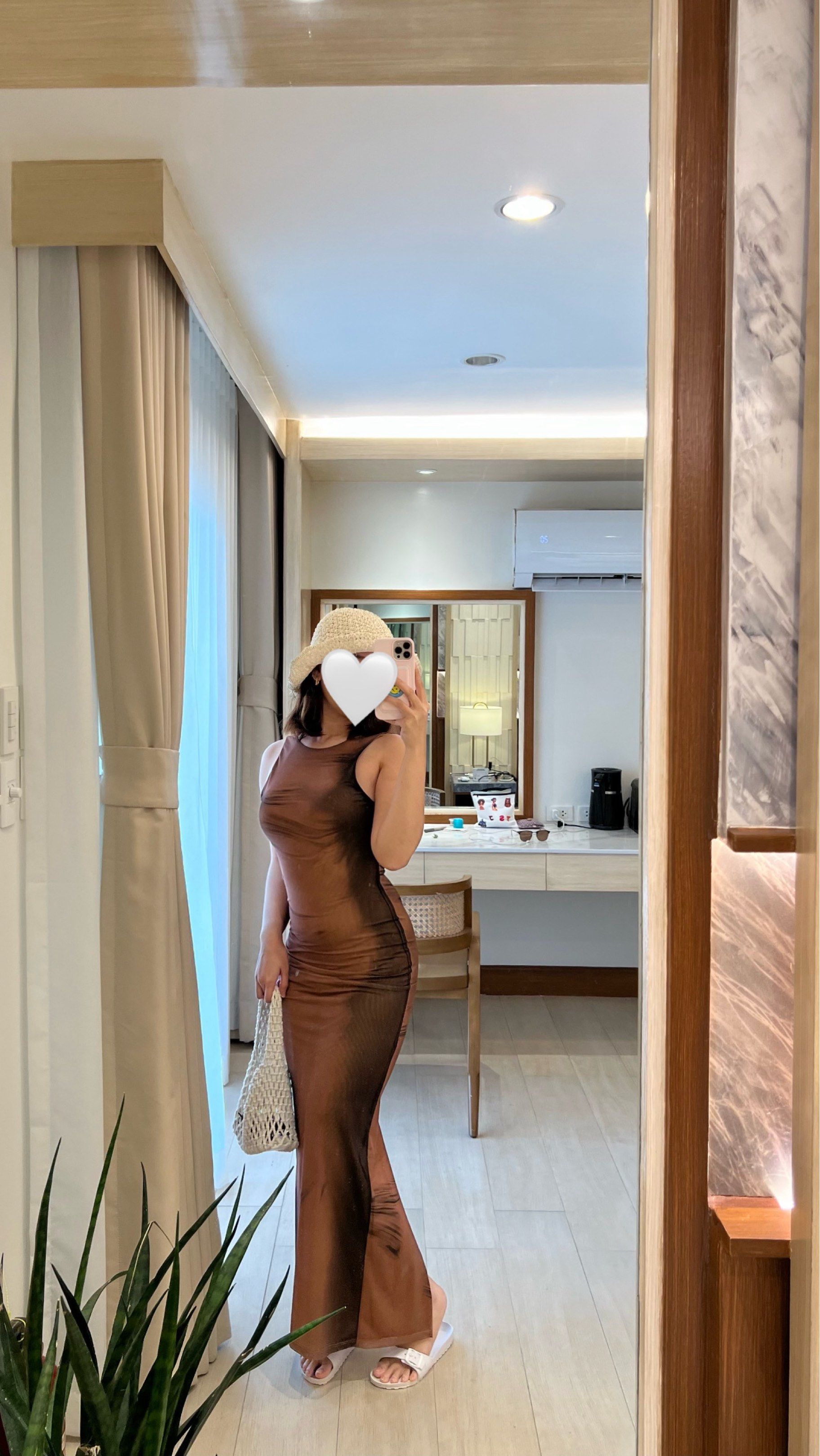Bershka Maxi Dress (Category: Dresses) located in Manila. Submitted by zzzz_1 (Listing ID 1421226493, Image 1). Description: super nice!! used twice size S .