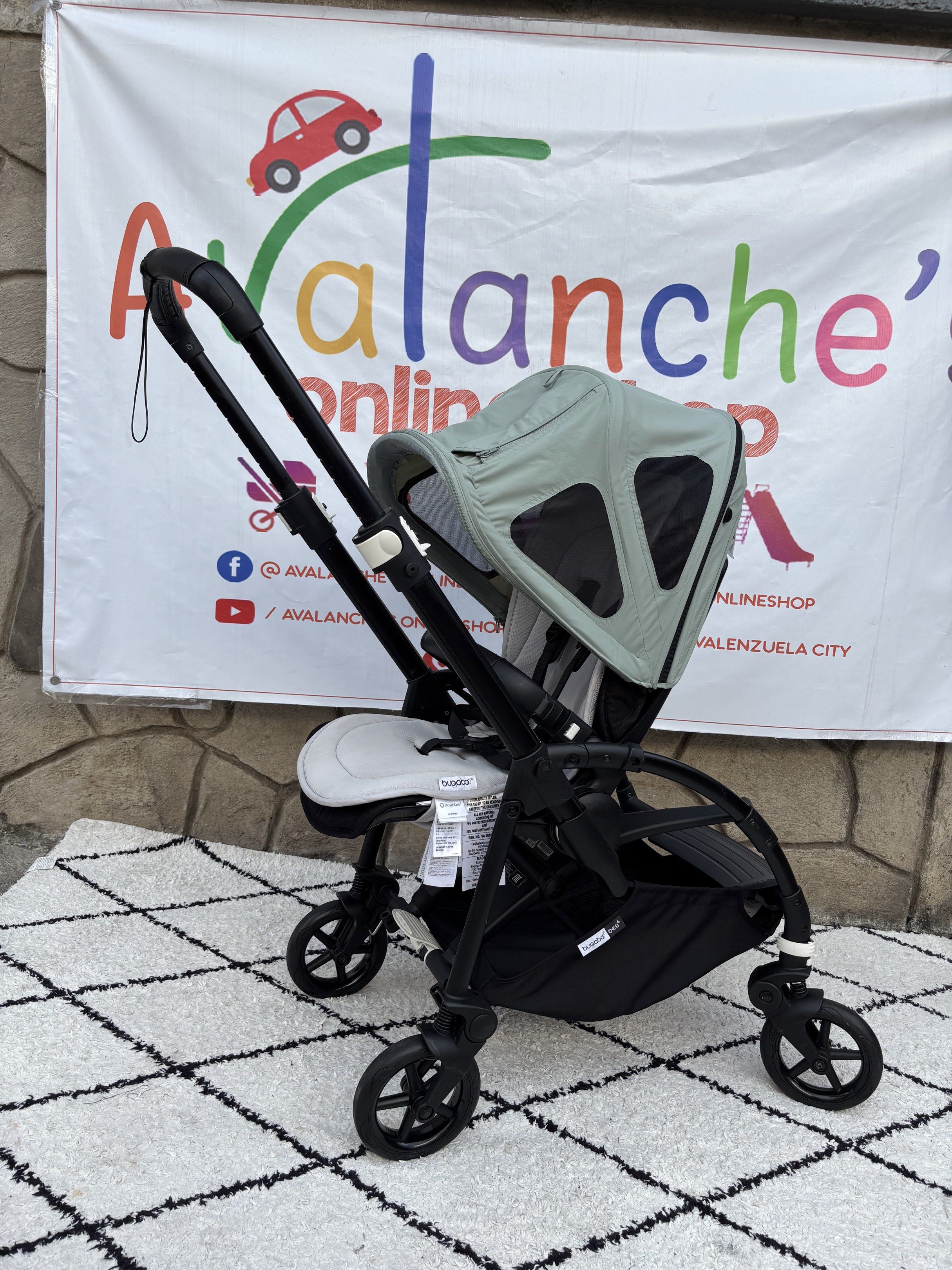 Bugaboo Bee 6 Luxury Stroller (Category: Strollers) located in Manila. Submitted by avalanchesonlineshopmainacount (Listing ID 1421236826, Image 1). Description: .