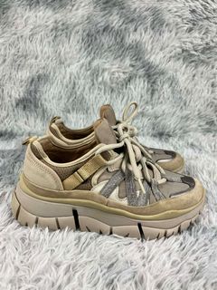 (Category: ) located in . Submitted by ecto.thrifted (Listing ID 1413591834, Image 1). Description: .