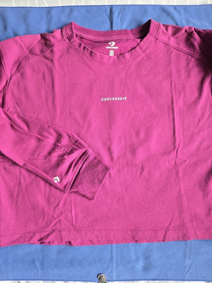 Converse Long Sleeve Shirt Sz. M (Category: Longsleeves) located in Manila. Submitted by mt.everest (Listing ID 1421137055, Image 1). Description: - Converse long sleeve shirt - Color: Magenta - Size: Asia-M 20" width x 18" lenght - Features Converse logo on chest and sleeve - Material: 100% cotton - Made in Vietnam - Used 3x. Not thrifted.