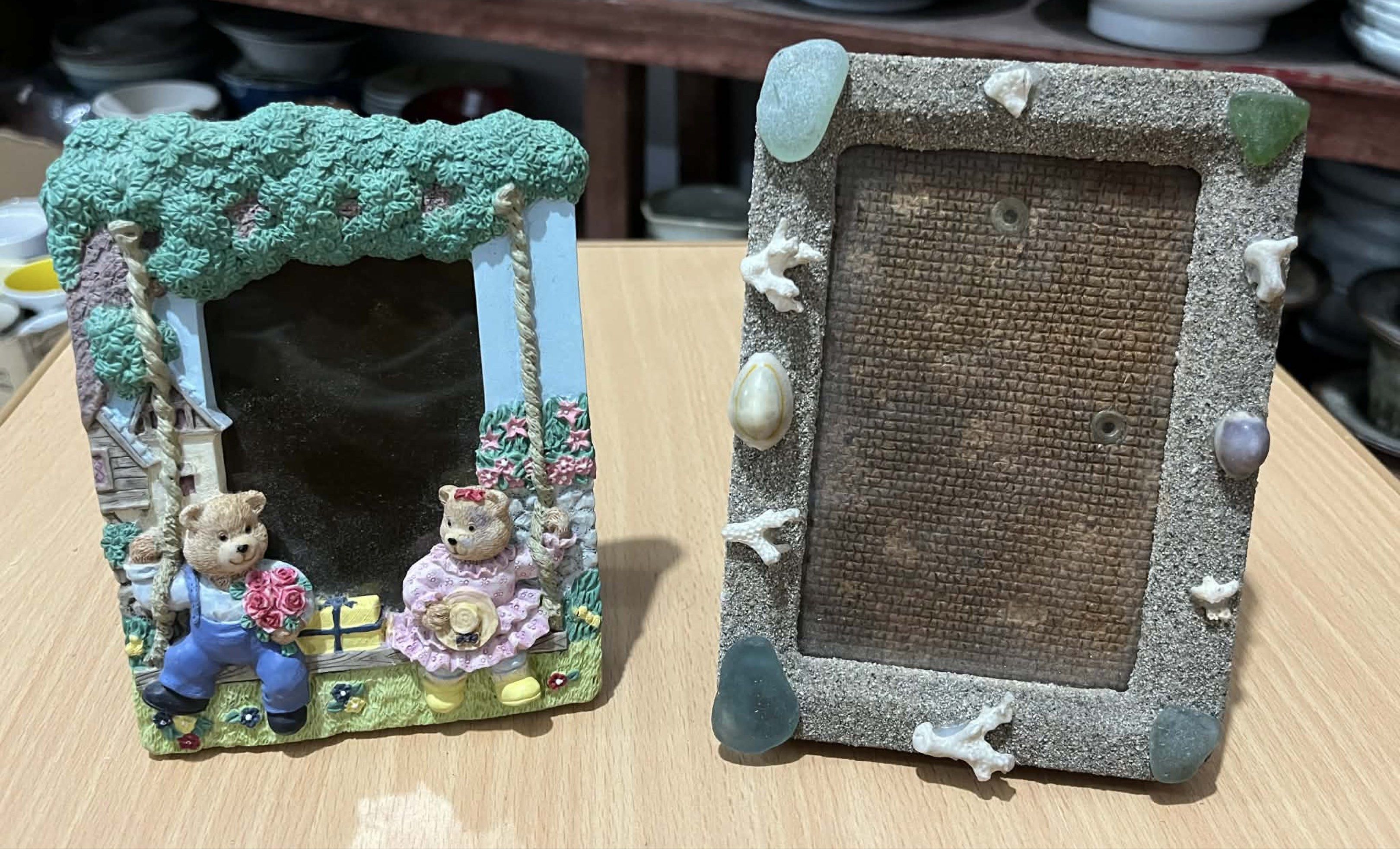 Frame set (Category: Frames & Pictures) located in San Fernando. Submitted by japansurpluselyu (Listing ID 1421138621, Image 1). Description: .