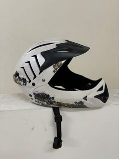 (Kategori: ) berada di . Dikirim oleh classyteaaa (ID iklan 1421248263, Gambar 1). Deskripsi: .