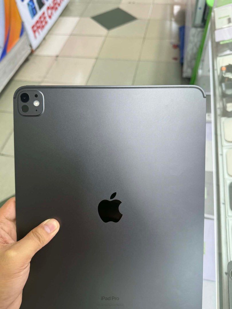 Ipad Pro M4 256GB 13' inch Wifi only No issues 98bh (Category: iPad) located in San Juan City. Submitted by najihahtelecomshop2018 (Listing ID 1421253501, Image 1). Description: Legit Store | Original unit FOR SALE | TRADE / SWAP ▫️INSTALLMENT thru: 🔸Credit Card (straight / installment) 🔸Ggives / Gcredit + 6% interest 🔸Spay Later + 6% interest (RFS: Buy and Sell any kinds of Gadgets) Description: Ipad Pro M4 13' inch 256GB ( other GB are also 